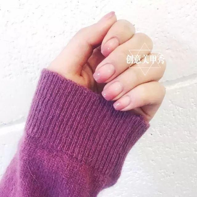 春天的透明系渐变美甲，和你一样美~