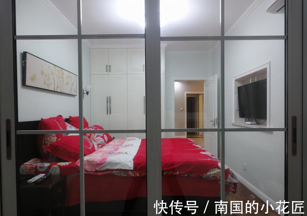 主卧|晒晒新房，一体式设计，主卧飘窗简单温馨，难怪婆婆不走！