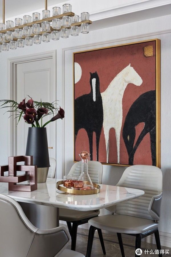 色调|参观了他的115㎡新家,才明白什么是轻奢感,一家人住着真舒服!