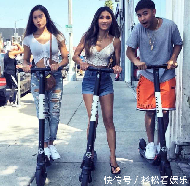 迪亚兹|她和女儿一起被误认为是姐妹花，高颜值好身材，通过健身换来的