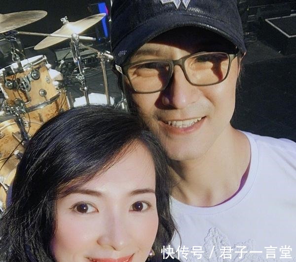 黄子韬|明星捐款引热议,自降身价艺人大有人在,网友:咖位自在人心中