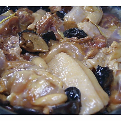 这香菇云耳蒸鸡绝了