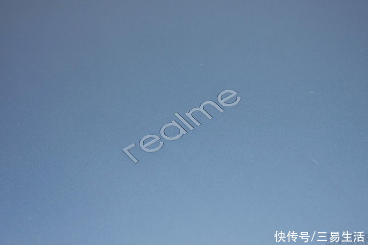 生产力|realme Book评测：更适合年轻人的生产力工具