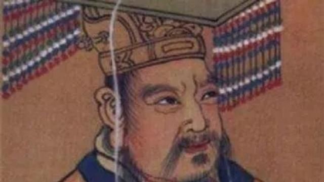 冠冕和服饰|汉代“冠冕”演变史,“御寒工具”到“权势”,冠冕蕴含的意义