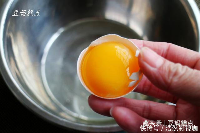 这个蛋糕方子，我家隔3差5做，当早餐太赞了，入口又软又润