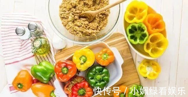 颈椎|别等颈椎报废了才后悔的,2个动作,强化颈椎力量,预防颈椎病