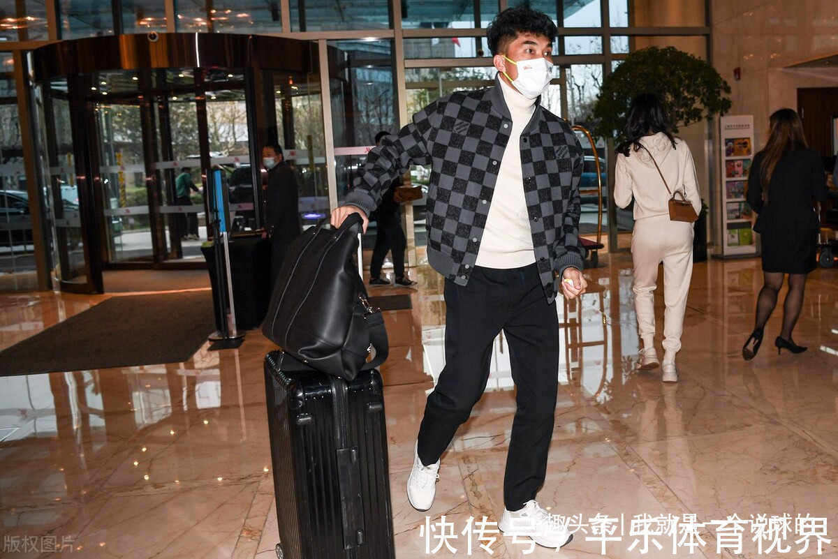 国足|李霄鹏三国没少看,巧施妙计或带国足进世界杯,足协这次没选错人