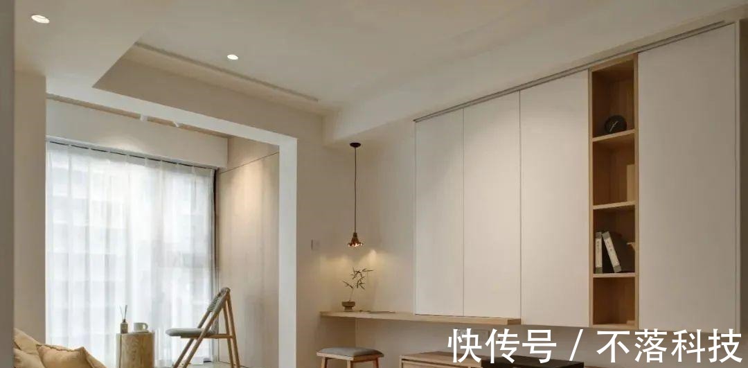 家务区|阳台改成休闲区,又热又晒、还怕漏水?衣服也没地晾?谁说的!