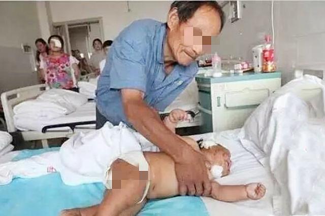 产后抑郁症|5年前因吃奶太用力,被妈妈划成“花猫脸”的男婴,现如今怎样了?