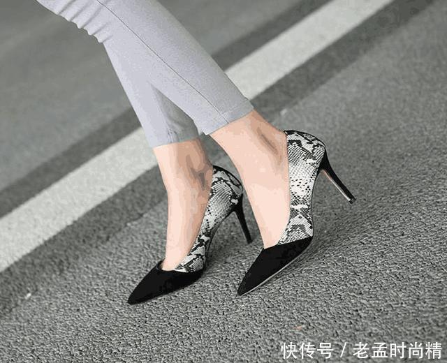 高跟鞋|细跟与尖头搭配,尖头细跟高跟鞋是女人味的十足体现