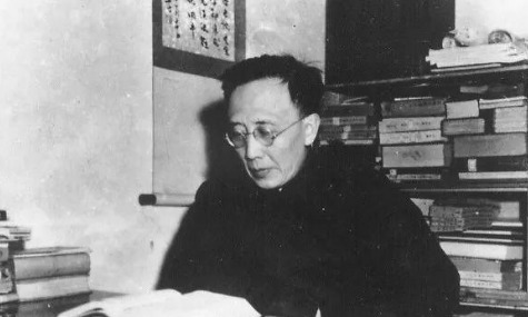 郭沫若|有人调侃“铁骨铮铮郭沫若”,郭沫若会被后人正名吗