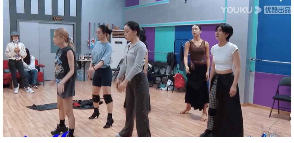 《這就是街舞4》看到第11期，突然有3個(gè)問題，節(jié)目組應(yīng)該重視
