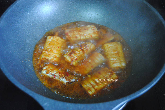 煎鱼|煎鱼总破皮?多加这1步,鱼皮完整,任翻不破,出锅太完美了