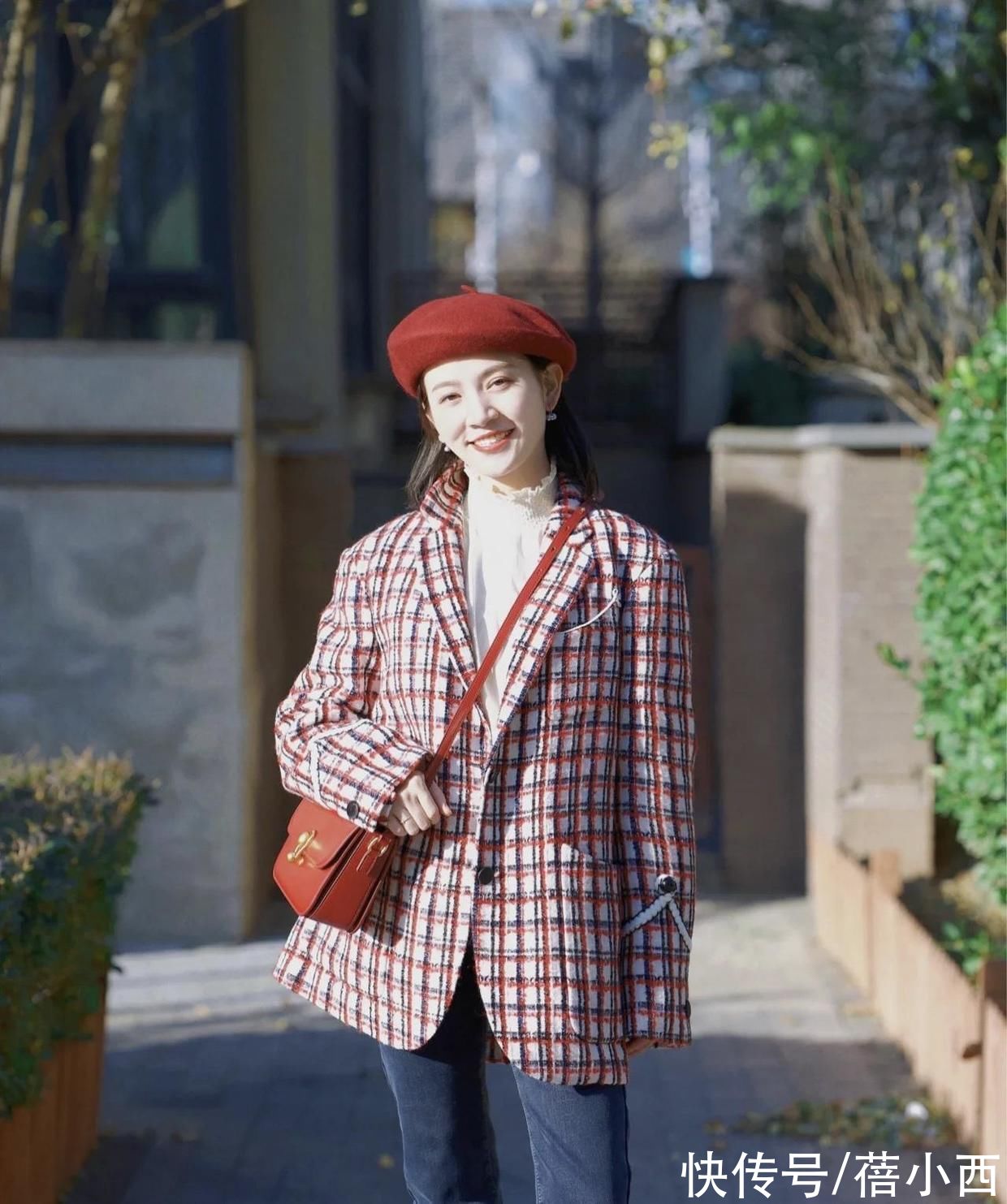 垫肩|今年还是穿“西装”外套最chic，学博主这样穿，比你想象中更时尚