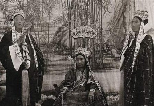 八国联军侵华时,慈禧曾向故宫水井扔无数宝贝,如今为何无人敢捞