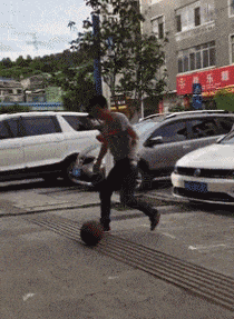 |搞笑GIF图:有这样的老婆 肯定能少活好几年