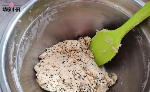 教你做越嚼越香的花生黑芝麻饼干,不用添加剂,放一周都不坏