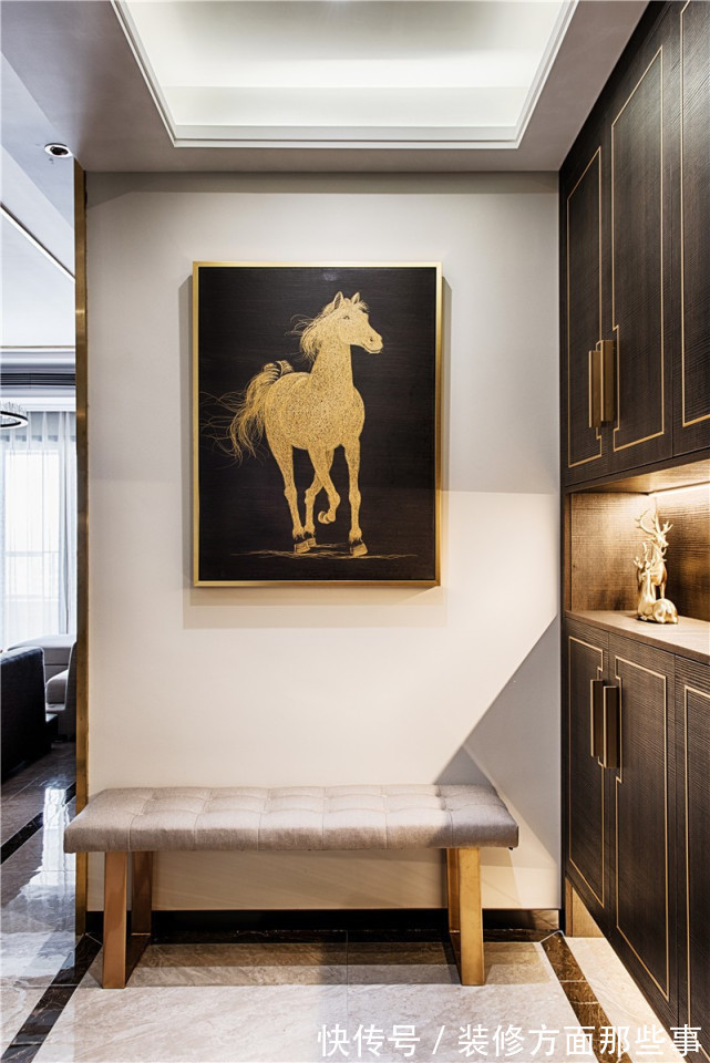 四居室|139平港式风四居室,厨房开放式设计搭配岛台好漂亮