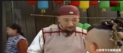 乾隆出游出了一上联,一路过小乞丐完美对出,乾隆直接钦点为状元!