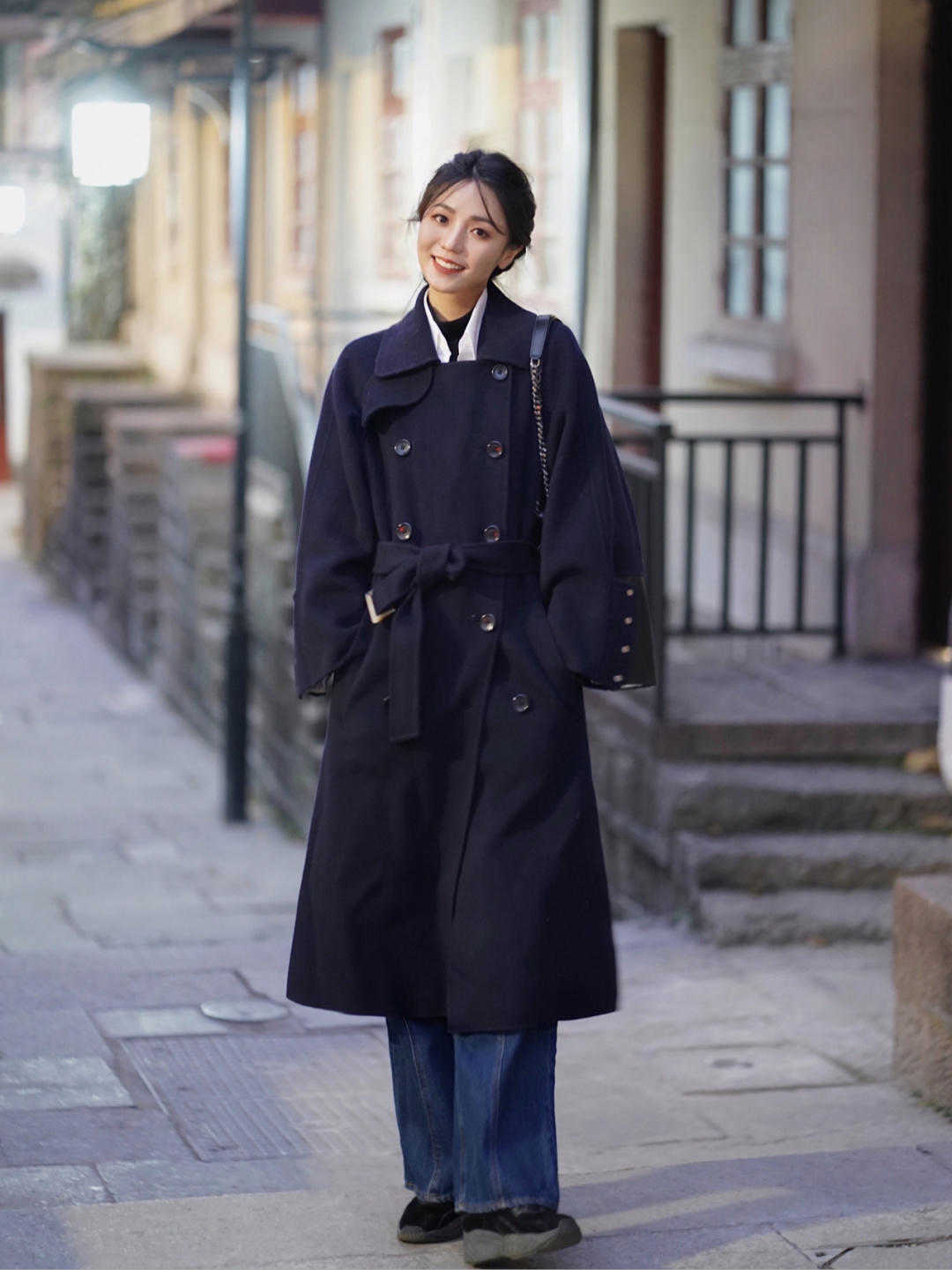 梨形身材 “阔腿裤”很适合梨形身材的女生,搭毛衣和外套温暖优雅,超好看