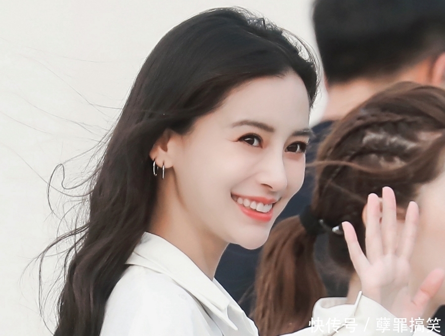 《跑男9》生图路透,失去了美颜滤镜,杨颖终于展现了真实的一面