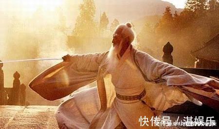 少林三渡@张无忌只能跟少林三渡打成平手,换成张三丰会如何答案终被说出