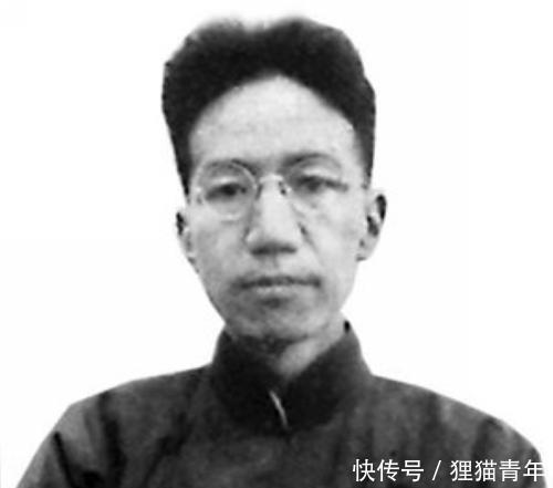 侵略者|日军进村时见一老人,老人呵斥他们,听了后恭敬地离开了!