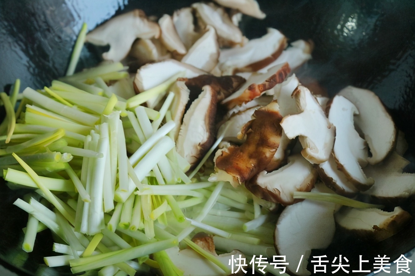 蒜黄|家里条件再不好，这食物也要2天吃一次，增强免疫力，对身体好