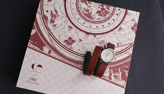 吕燕 女表新选择,看看IWC万国首款配备双圈表带的作品