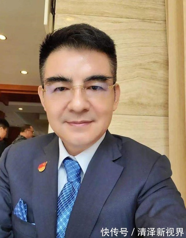 聚光|用5000枚镜子聚光的能力到底有多强？看完这个铁片下场你就懂了！