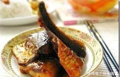 香菜|鱼这样吃,既补脑又美味,赶紧学会给你家人做一道