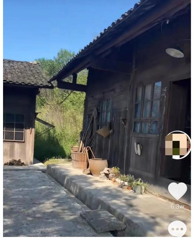 向往的生活|《向往的生活5》錄制地點(diǎn)現(xiàn)狀，圖書館無人管理，蘑菇屋一片狼藉