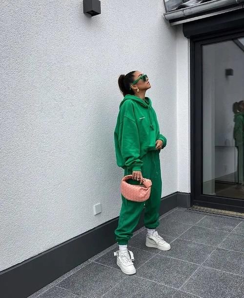 海狸,Jerry 率先示范,火爆INS的“Athflow Style”到底是什么?|2021潮流趋势预测