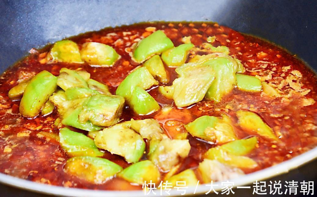 麻婆豆腐|入秋后这菜不能错过,每周连皮炖3次,美白养颜,越吃越年轻