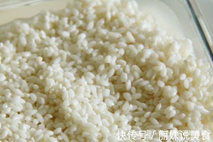 家常糯米糕做法,蔓越莓糯米糕,软糯可口,营养美味,做法又简单