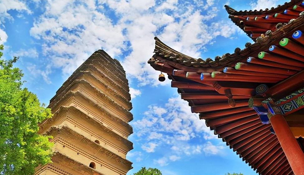 百感交集!杜甫的一首戏赠之作,百感交集,一气呵成,尾句更显意犹未尽