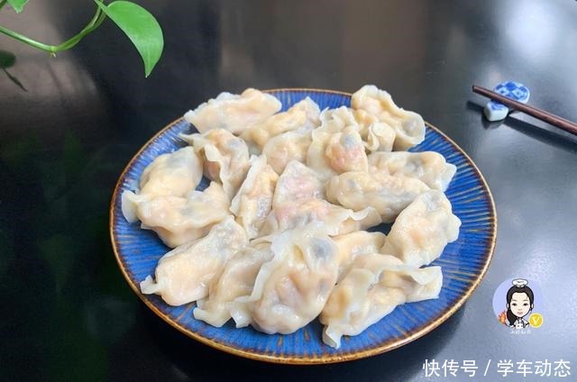 儿子最馋这馅的饺子,不加一块肉,却比肉馅还香,鲜美多汁不油腻!