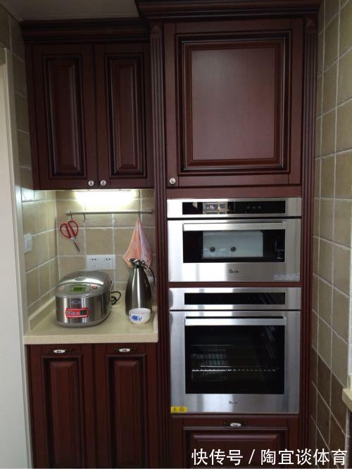 墙壁式|媳妇装新房,卫生间砌“半墙”,阳台成“绿森林”,被邻居赞爆了