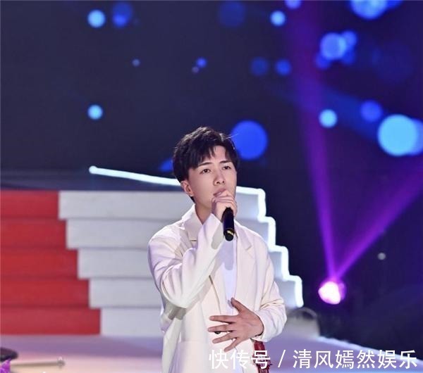 酷狗直播王牌男声张斯可登陆《星光大道》，实力表现斩获周冠军