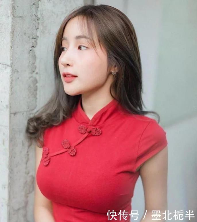 大色旗袍,收腰包臀,美丽小姐姐,秀出少女丰满气质