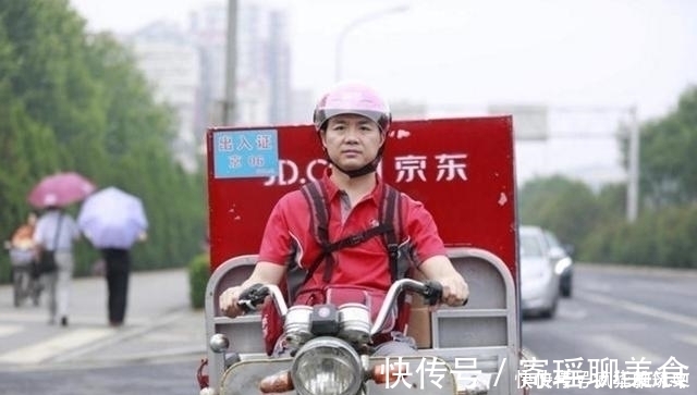 快递员|刘强东曾“吹牛”干满5年可买房遭现实打脸：如何防止老板的画饼