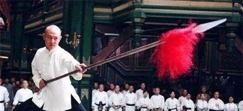 刺中|红缨枪上的红缨究竟有啥用?等刺中敌人的时候,你就知道有多残忍