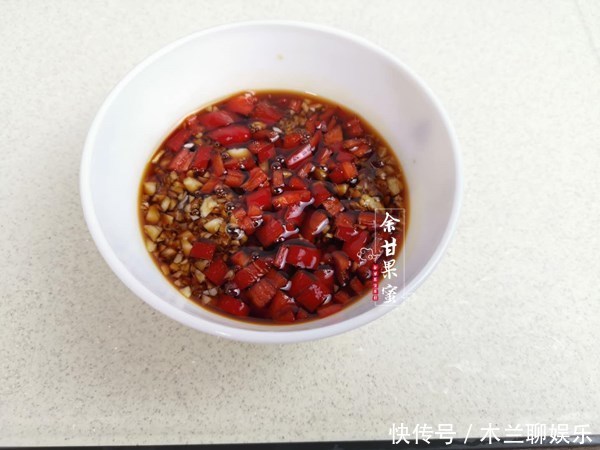 精细|一家三口的午餐,家常下饭菜简单味美,精细搭配家人都喜欢