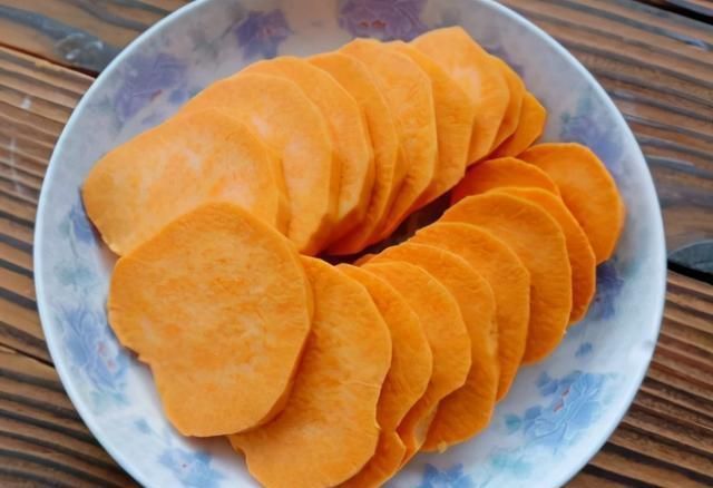 过瘾|红薯这做法比烤着好吃,外脆里糯又香甜,解馋过瘾,孩子超爱吃