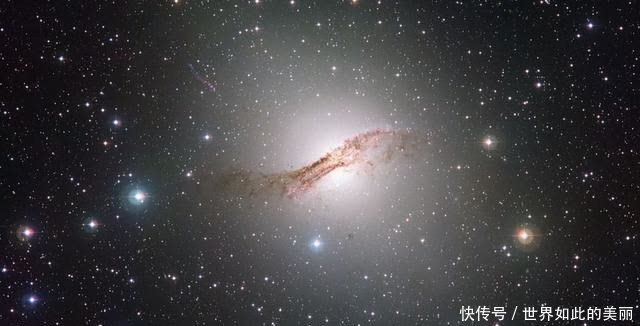 重子物质和宇宙尺度引力的新发现