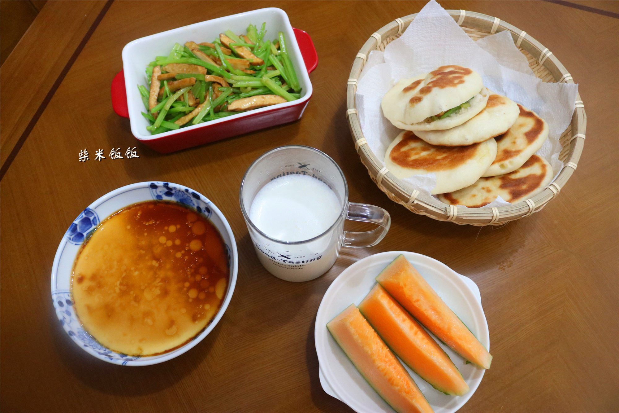 晒晒我家一周早餐，7天不重样，网友这是富人家的食堂