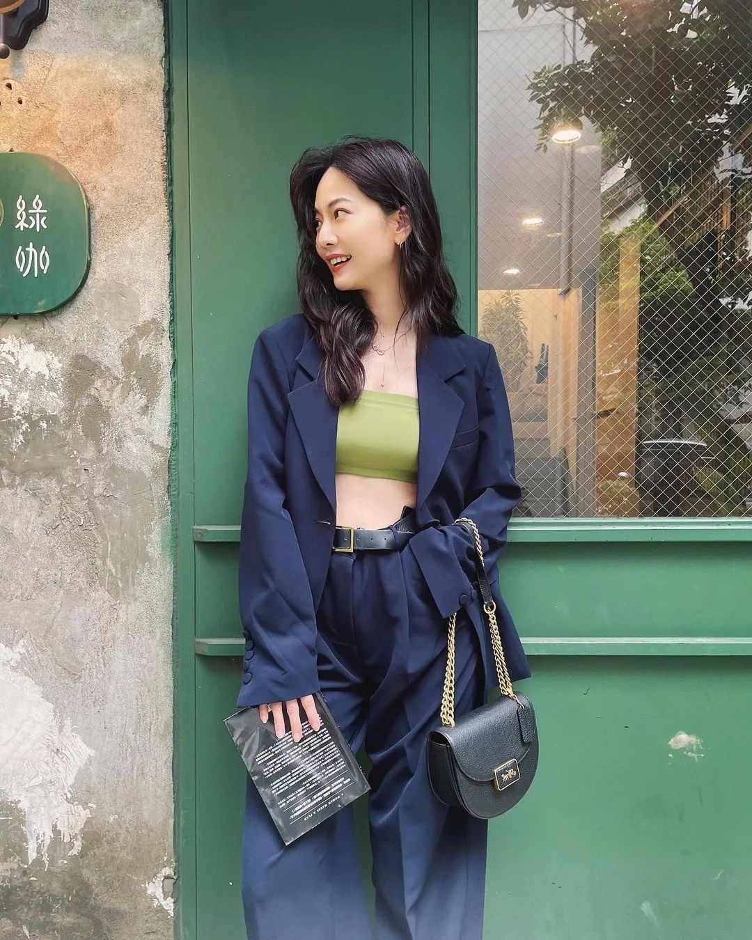 穿搭|绿色竟然这么好看！显白又减龄，必须来一件