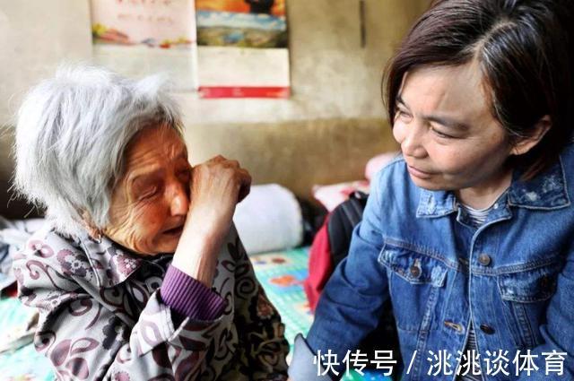 家长期|“奶奶为什么住咱家不走?”妈妈的回答,让一旁的老人潸然泪下