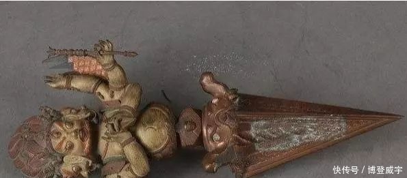 雅利安人|这兵器阴阳通用,称霸战场两千年,退出战场镇宅院,就是长得别致