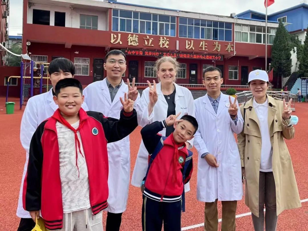 山西|守护孩子们的微笑！关爱山区儿童口腔健康义诊走进山西